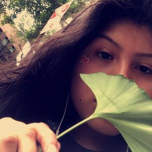 Meet your Posher, Dayana